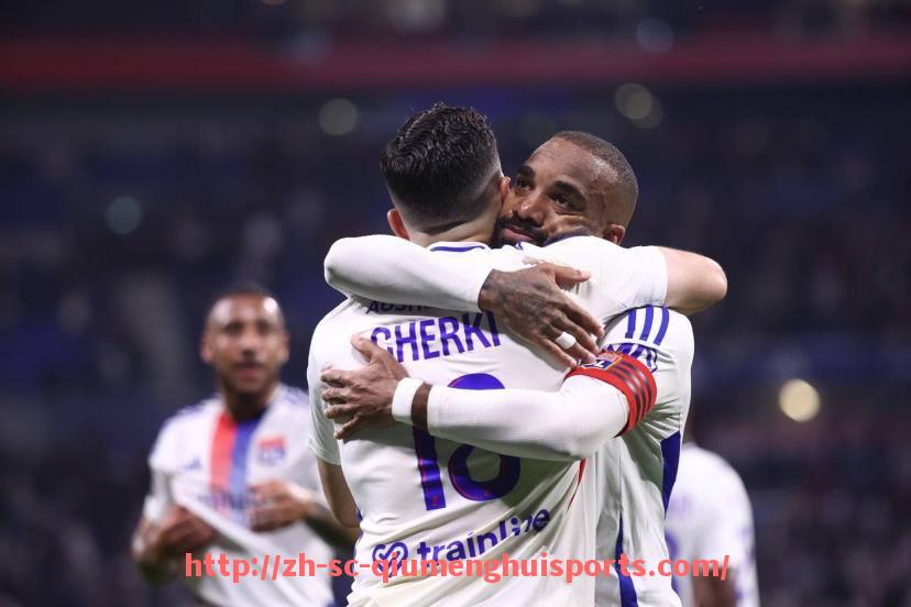 球盟会官网-英超球队赞助收入：英超球队的赞助收入来源与影响。